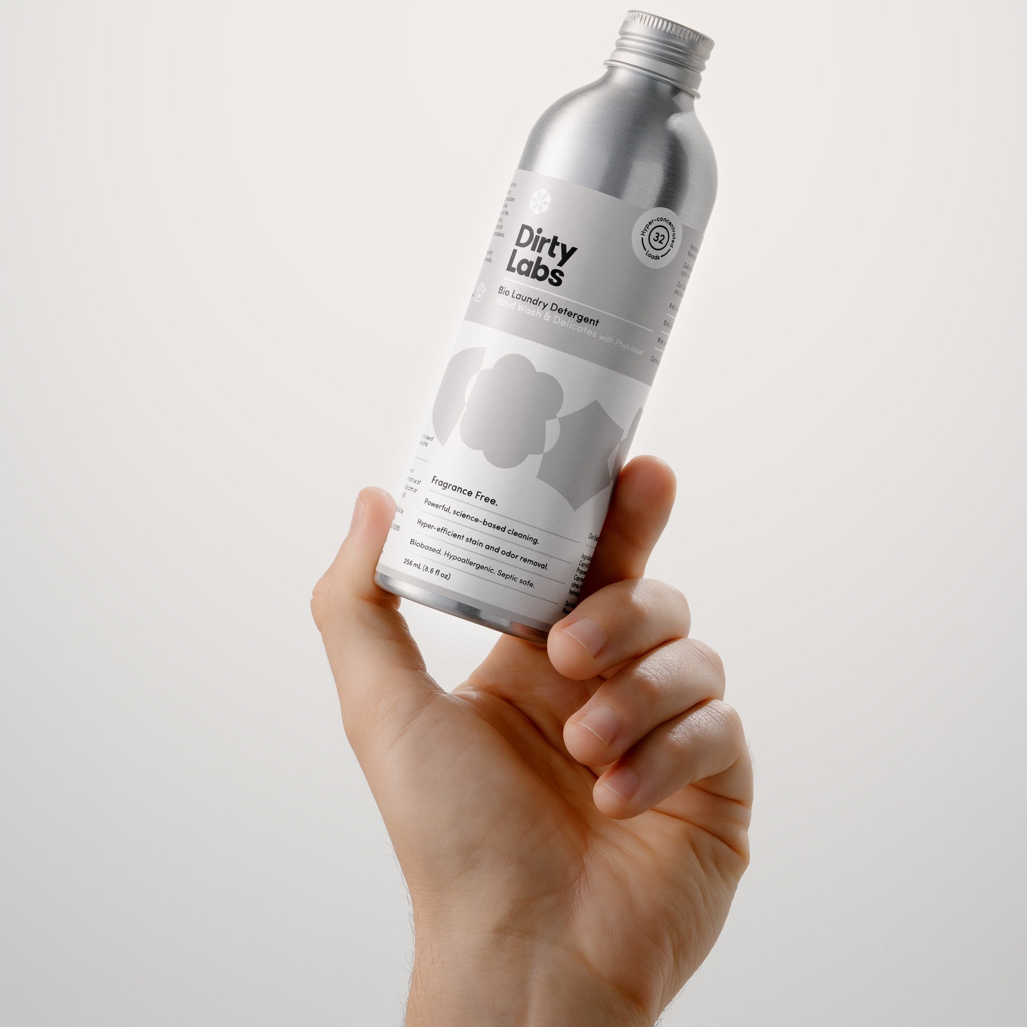 04_dirtylabs_handwash_32loads_hand.jpg