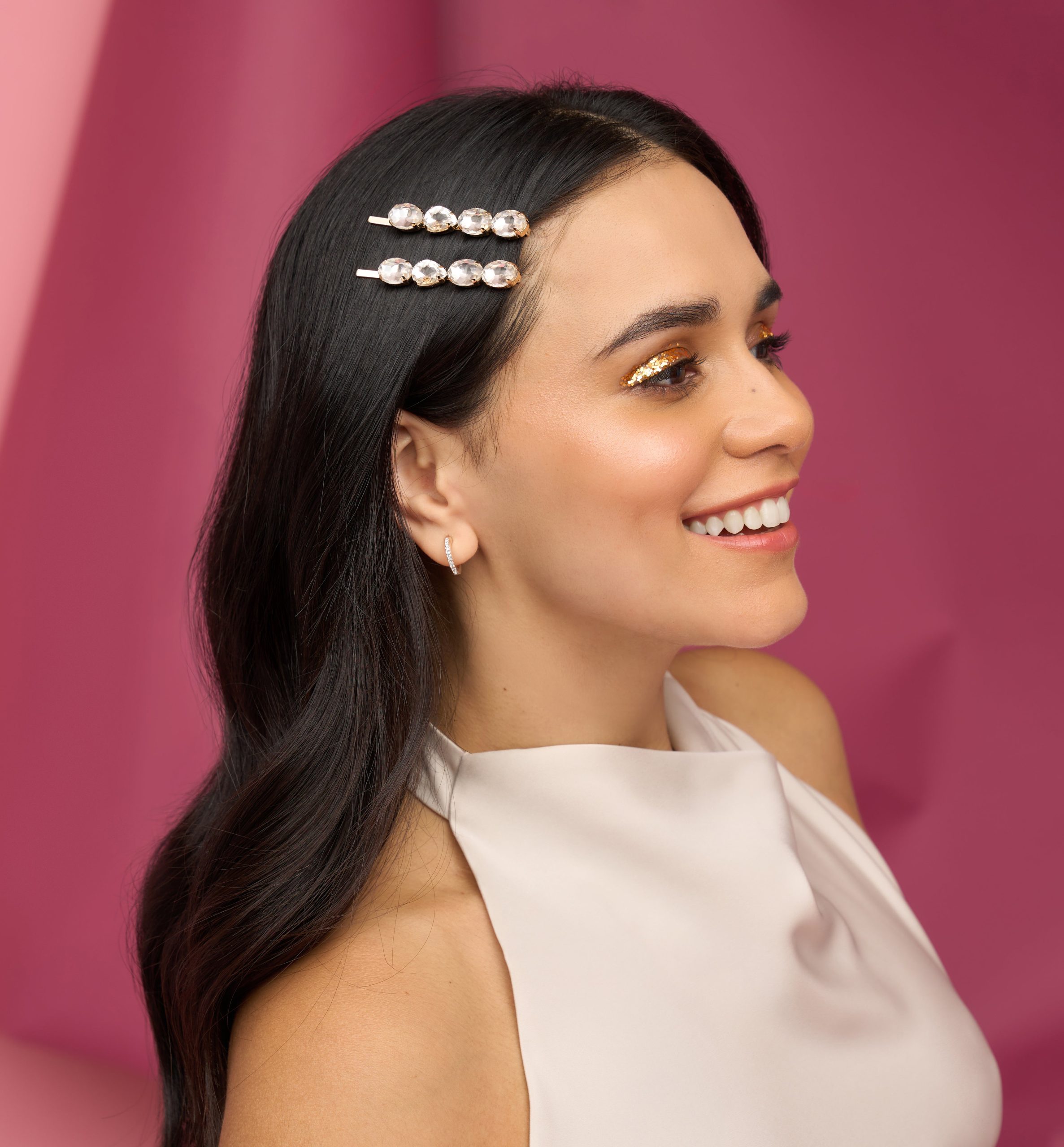 503721-Holiday-MetalGemstoneBobbyPins-2pc-White-Model-2-300dpi.jpg