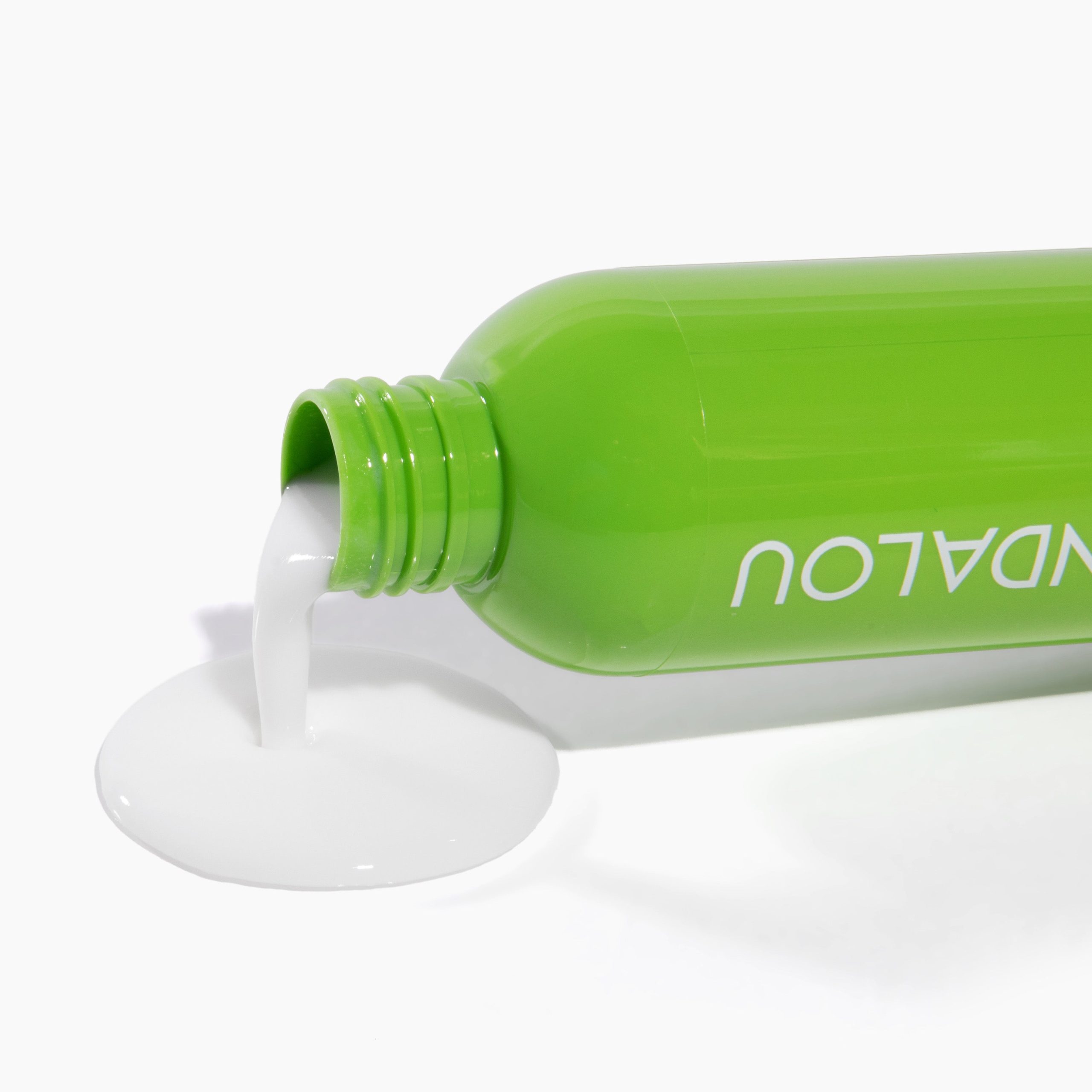 Andalou_Triple_Acid_Exfoliating_Toner_Lifestyle_1.jpg
