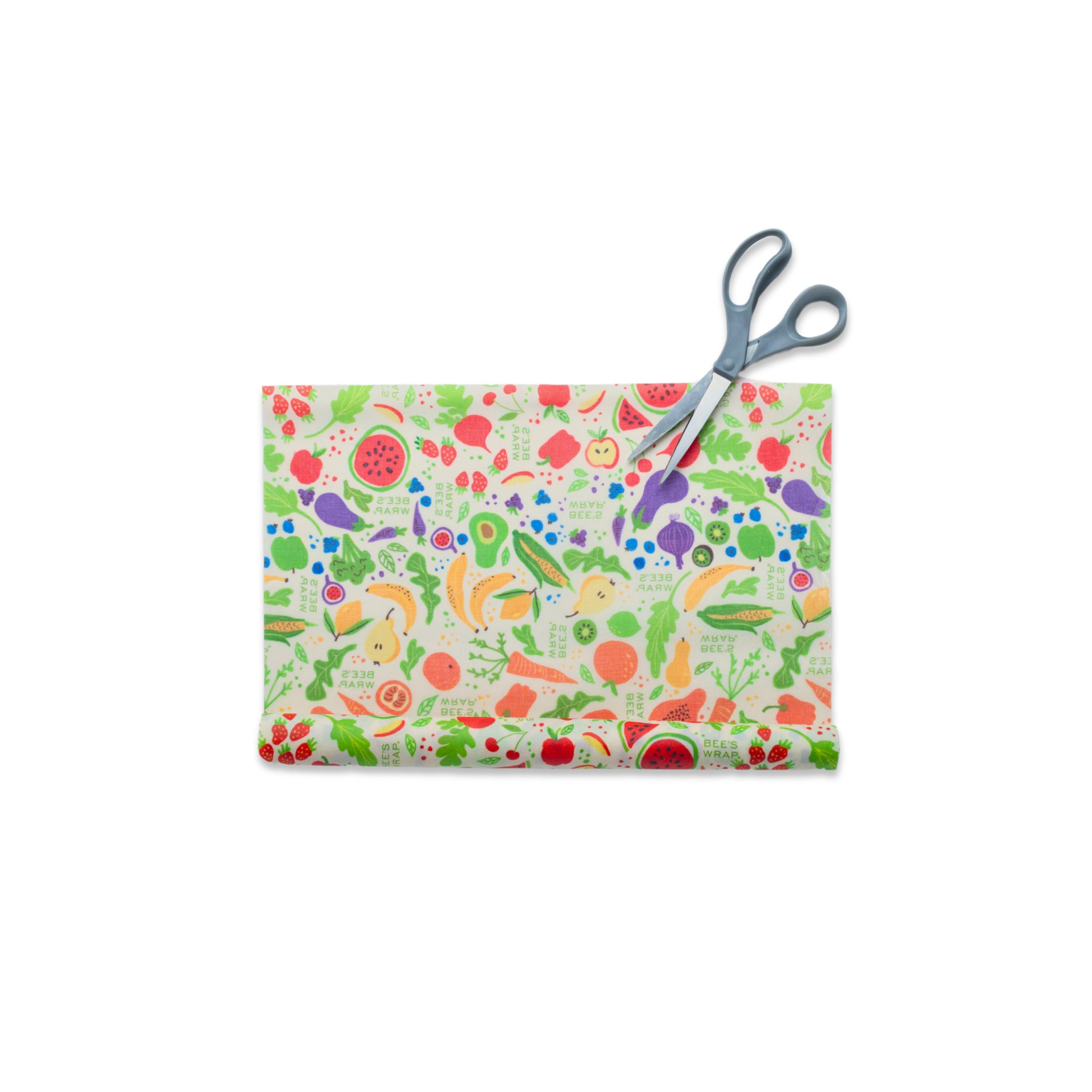 BeesWrap_CuttoSizeRoll_GardenParty_scissors2.jpg