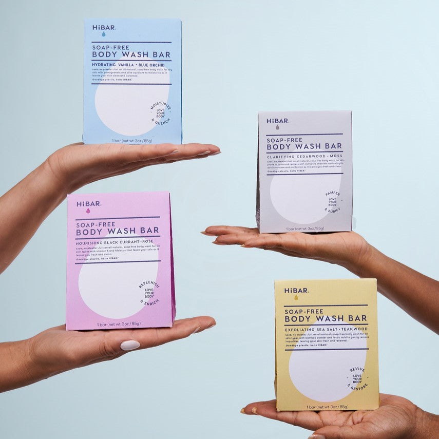 BodyWash_All4formulaswpackaging_handsholding_d5335391-7017-470f-aa55-3fd796b622ba.jpg
