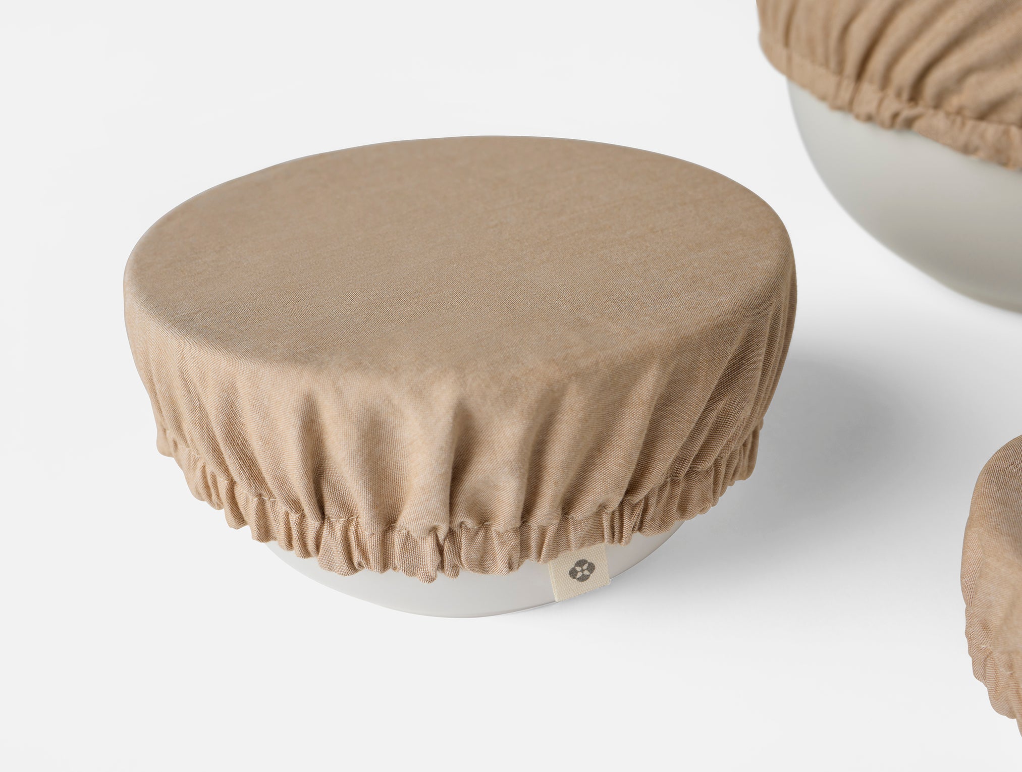 CoyuchiConserveOrganicBowlCovers_PralineMeadow_detail.jpg