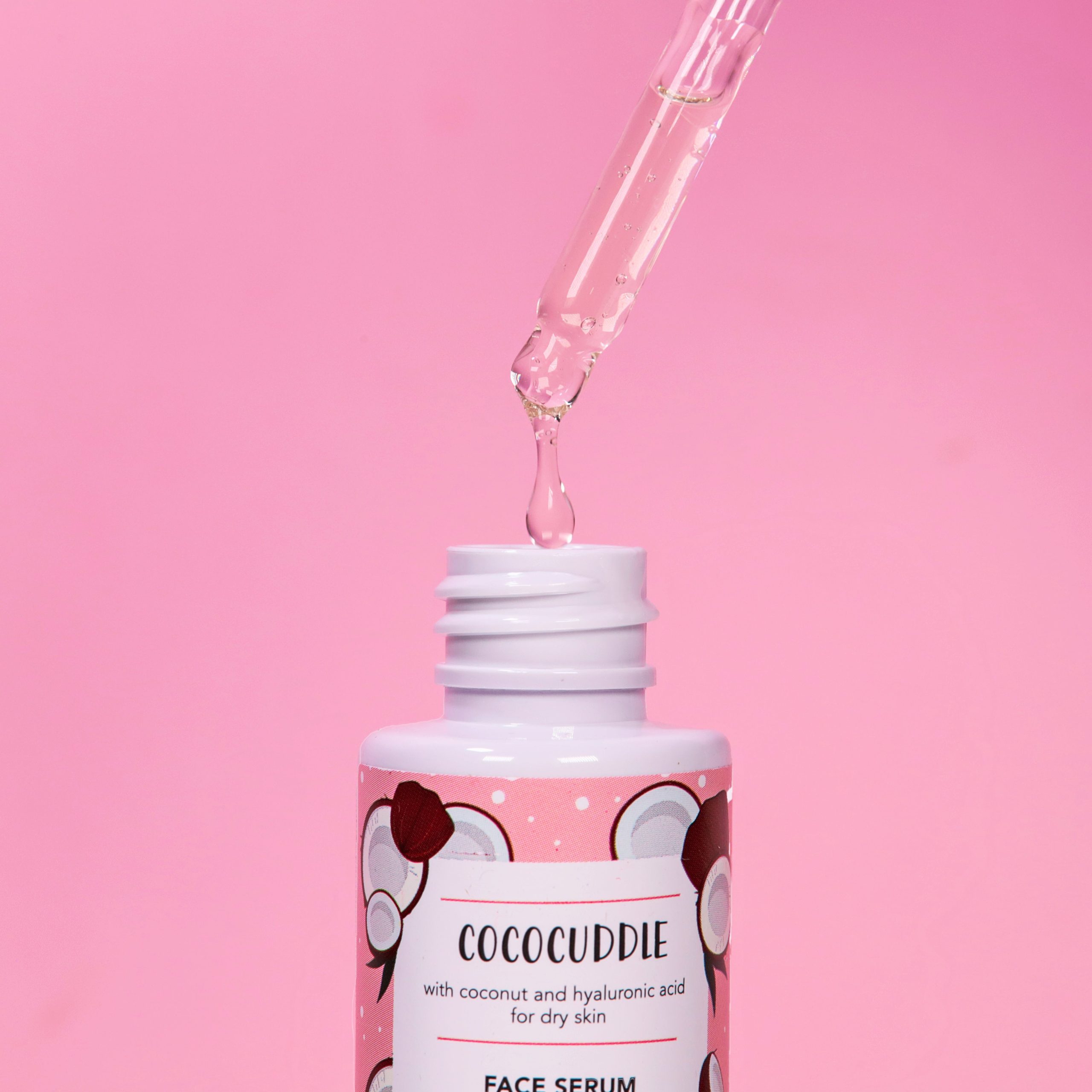 EFF_FACESERUM_COCONUT_LIFESTYLE1.jpg