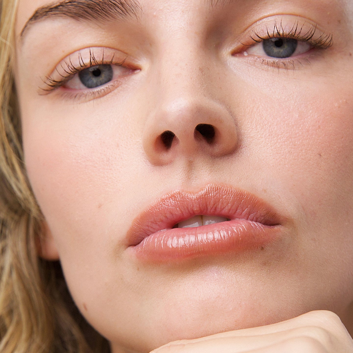 ErePerez-e500-Acai-Lip-Pencil-Pout-WebCrop-SQ7.jpg