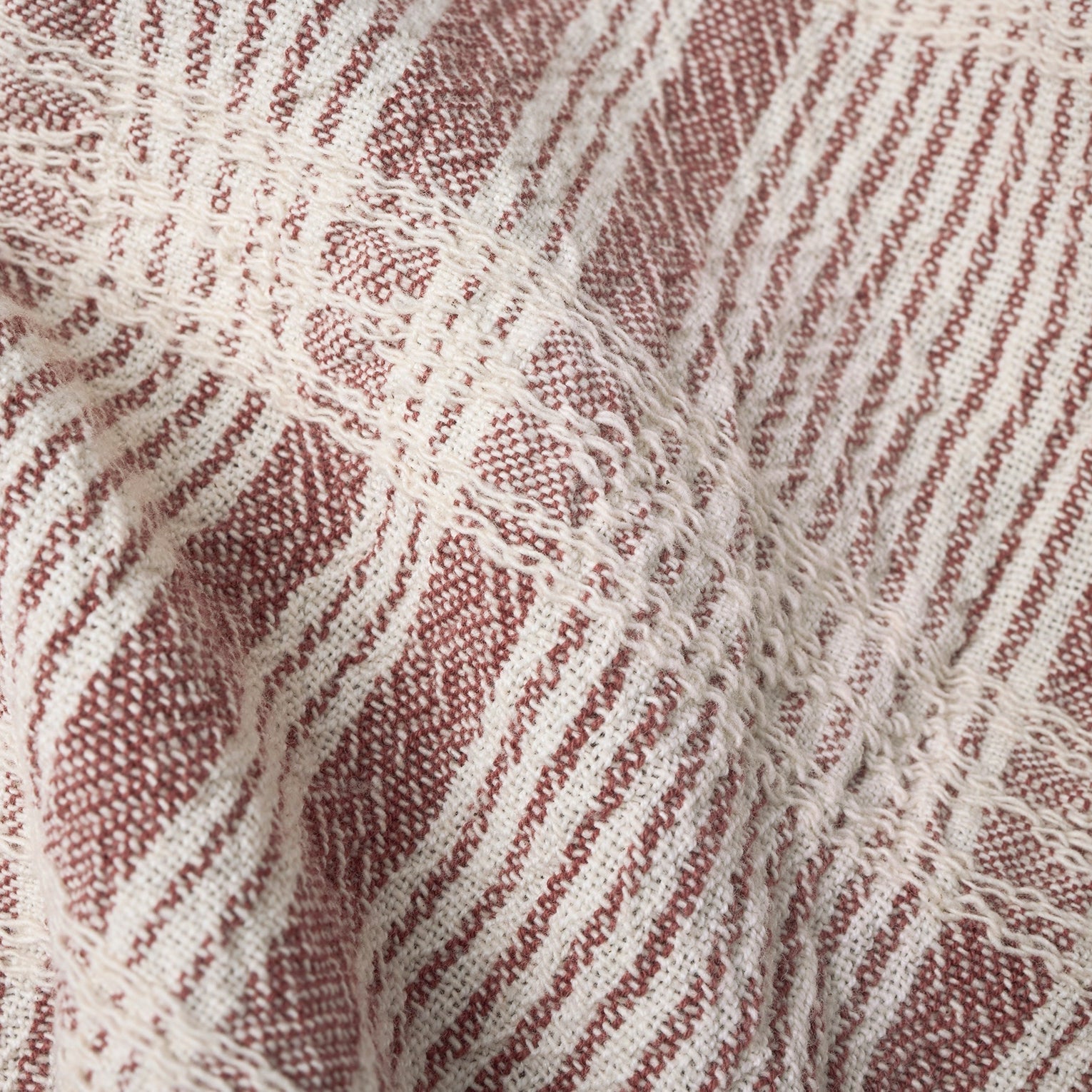 FA25_ClarendonOrganic_KitchenTowel_Setof4_Garnet_2858.jpg