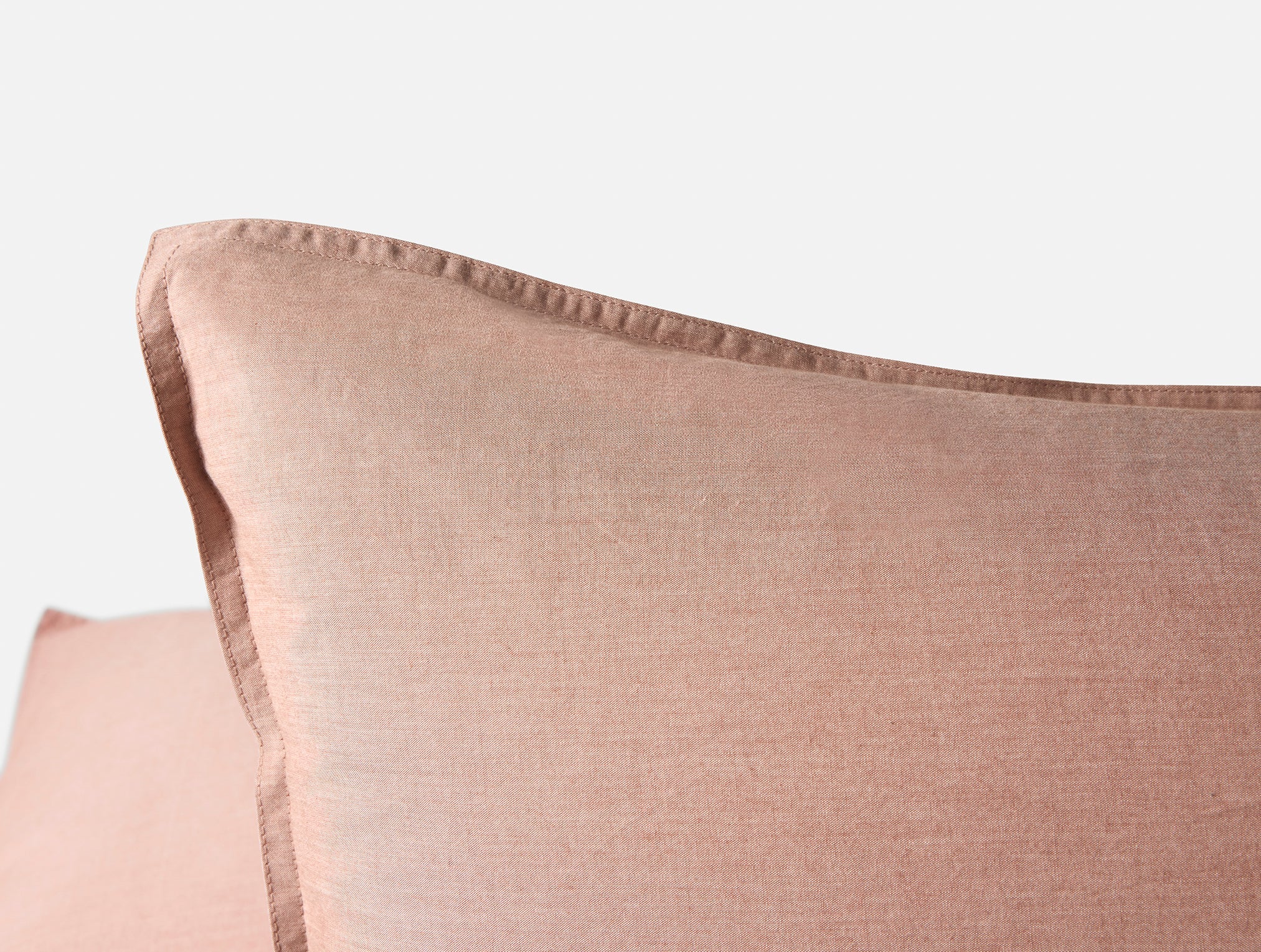 FA25_OrganicCrinkledPercale_King_Sham_PralineChambray_0437.jpg