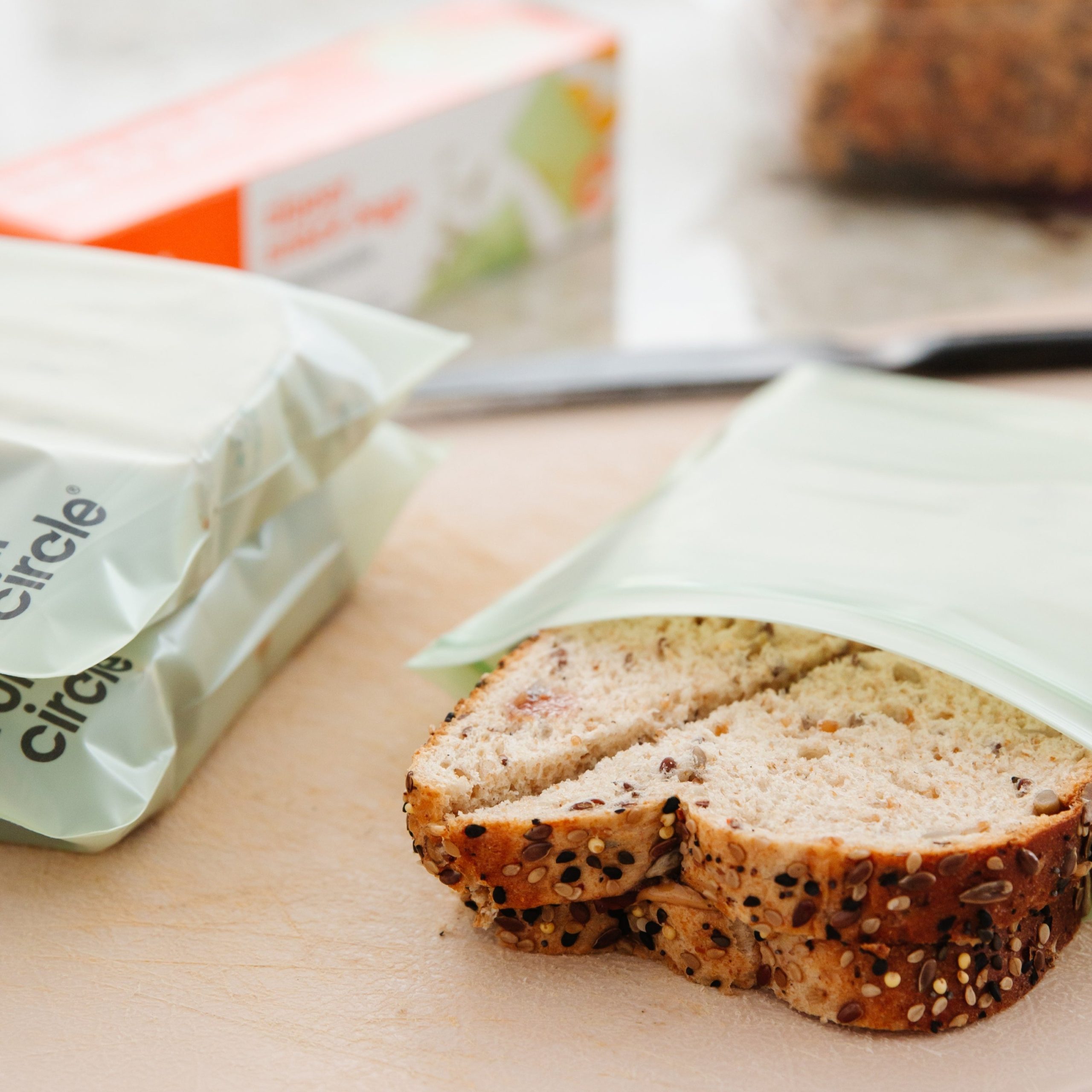 FC24813_CompostableZipperSandwichBags_LS_C.jpg