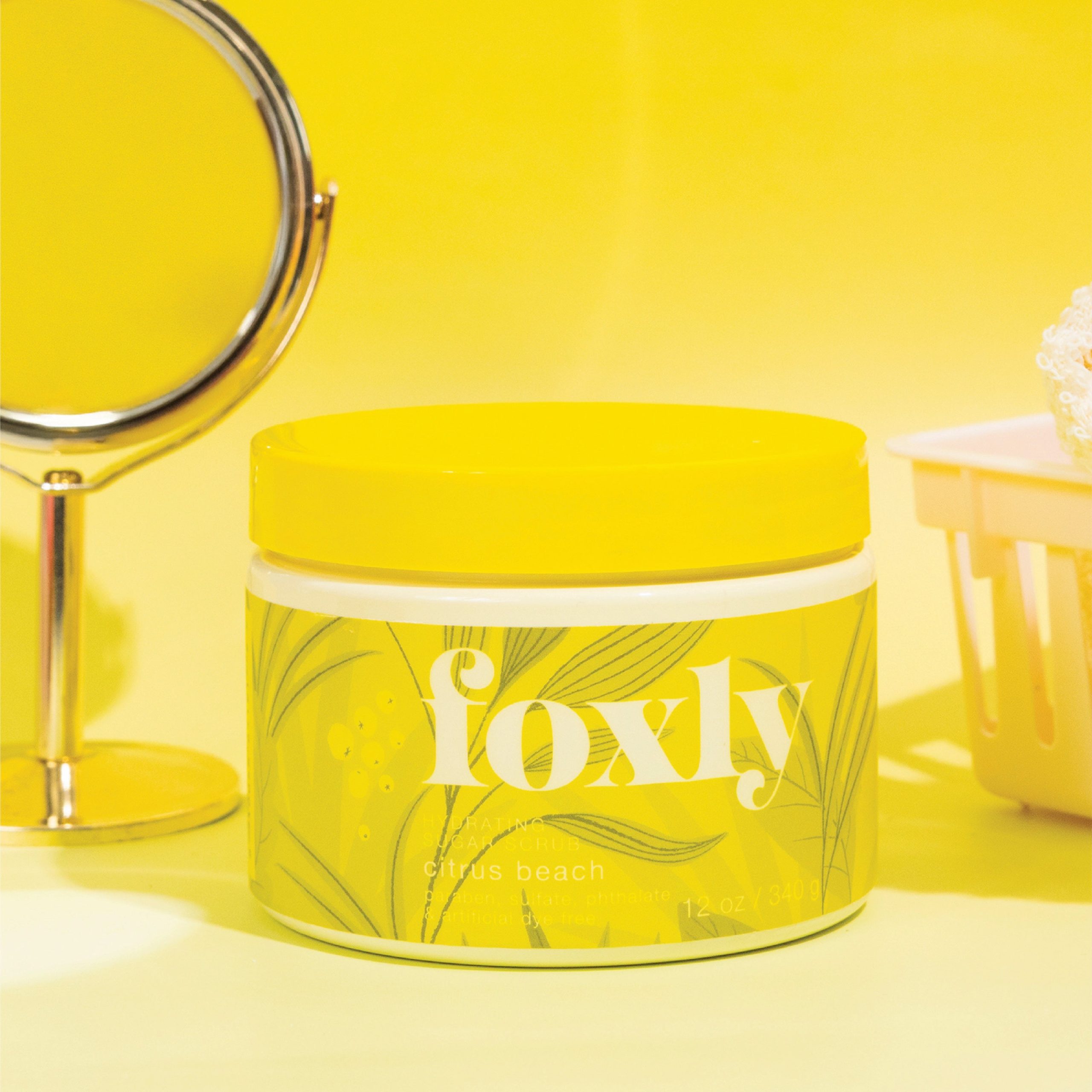 Foxly_SugarScrub_CitrusBeach_Lifestyle.jpg