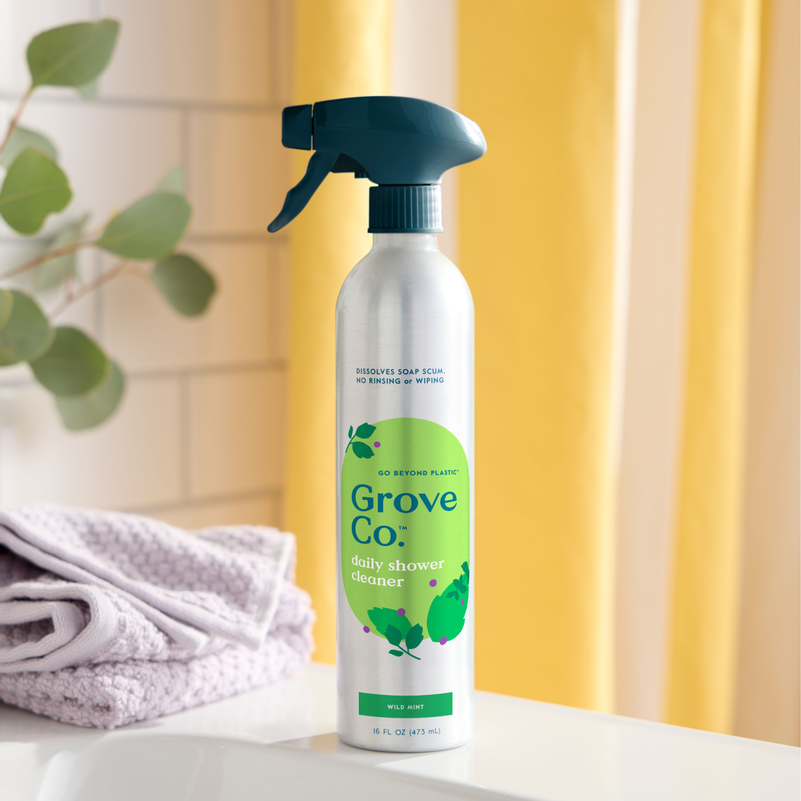Grove_Co._2025_RTU_Foaming_Daily_Shower_WM_PDP03_Sinkside.png