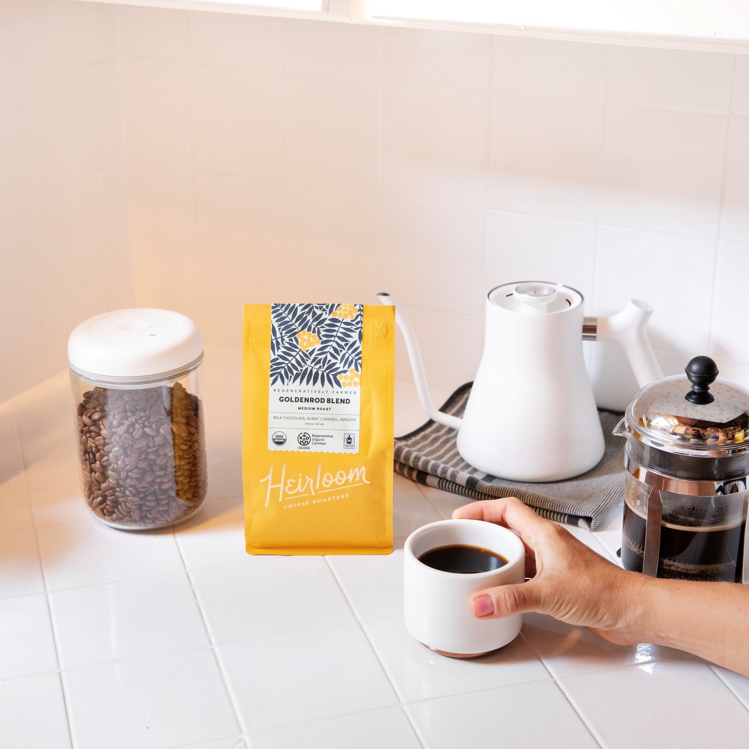 HeirloomCoffeeRoasters_GoldenrodBlendROCWholeBeanCoffee_Lifestyle02.jpg