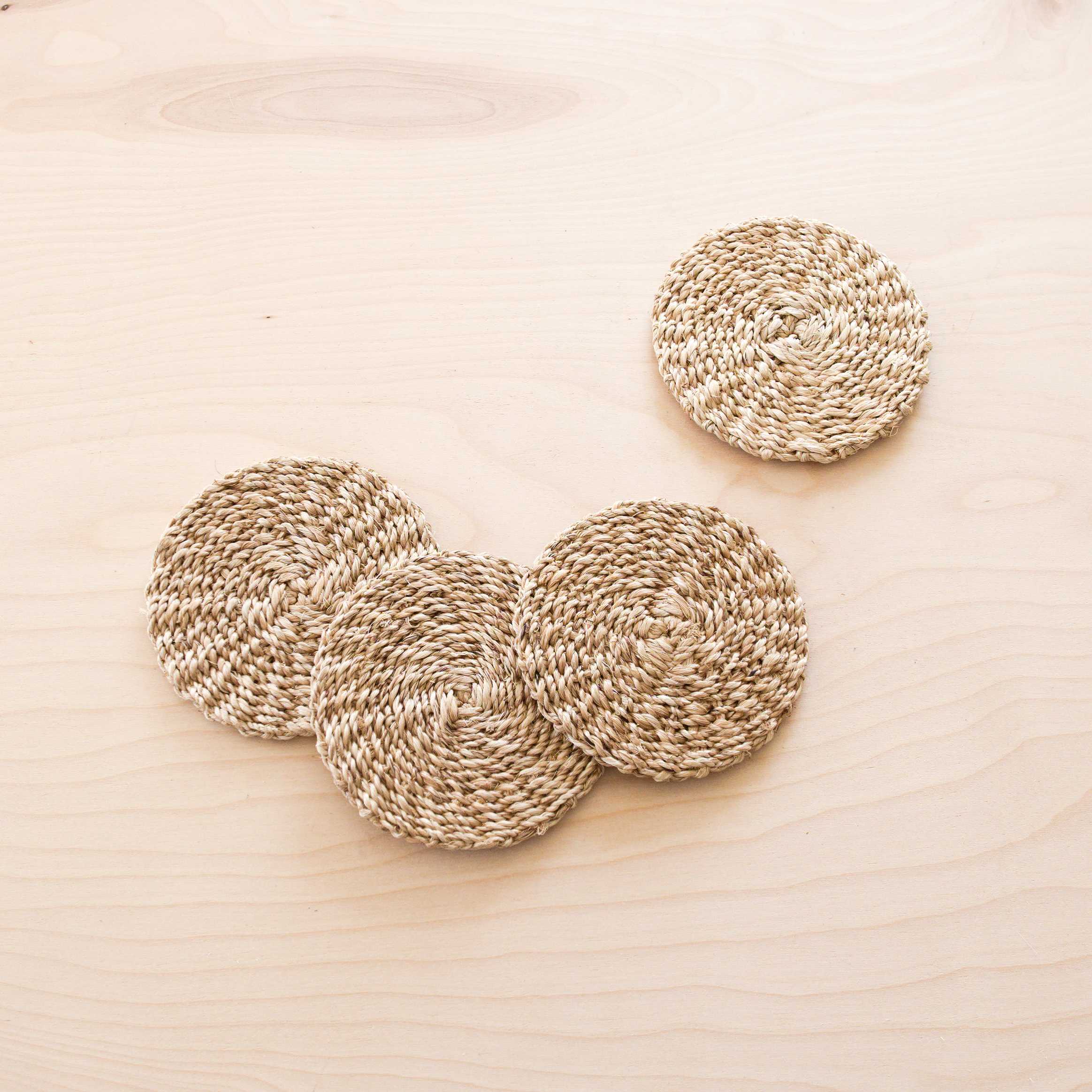 LIKHA_350040_Abaca-Coasters-s4_Natural-2.jpg