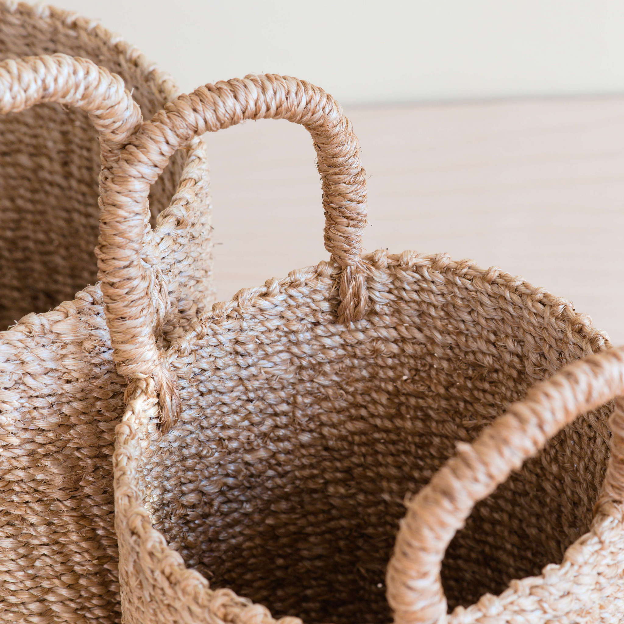 LIKHA_80013_Abaca-Cylinder-Tabletop-Basket-with-Handles-s2-6.jpg