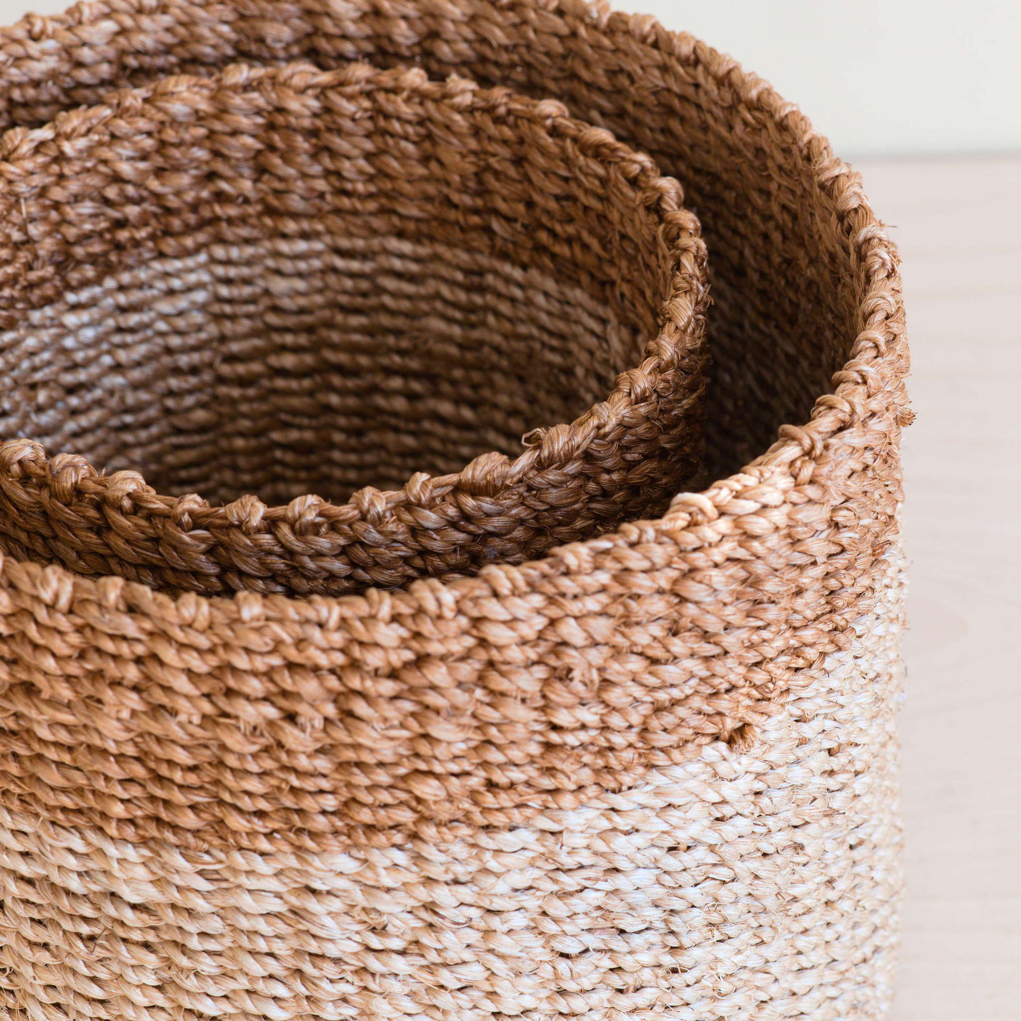 LIKHA_80014_Abaca-Cylinder-TabletopBaskets-s2_Brown-6.jpg
