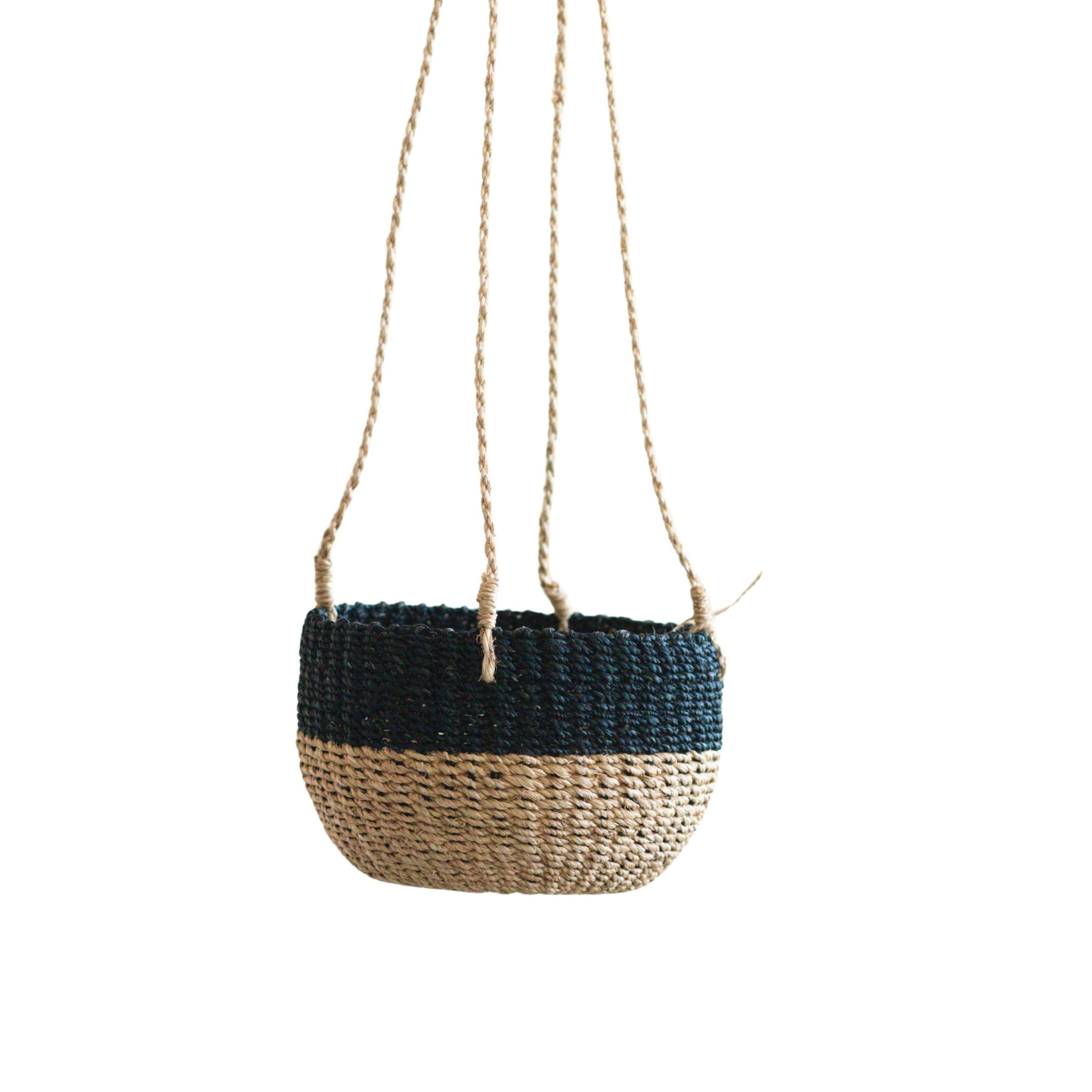LIKHA_80016_Abaca-Round-Hanging-Planter_Black.jpg