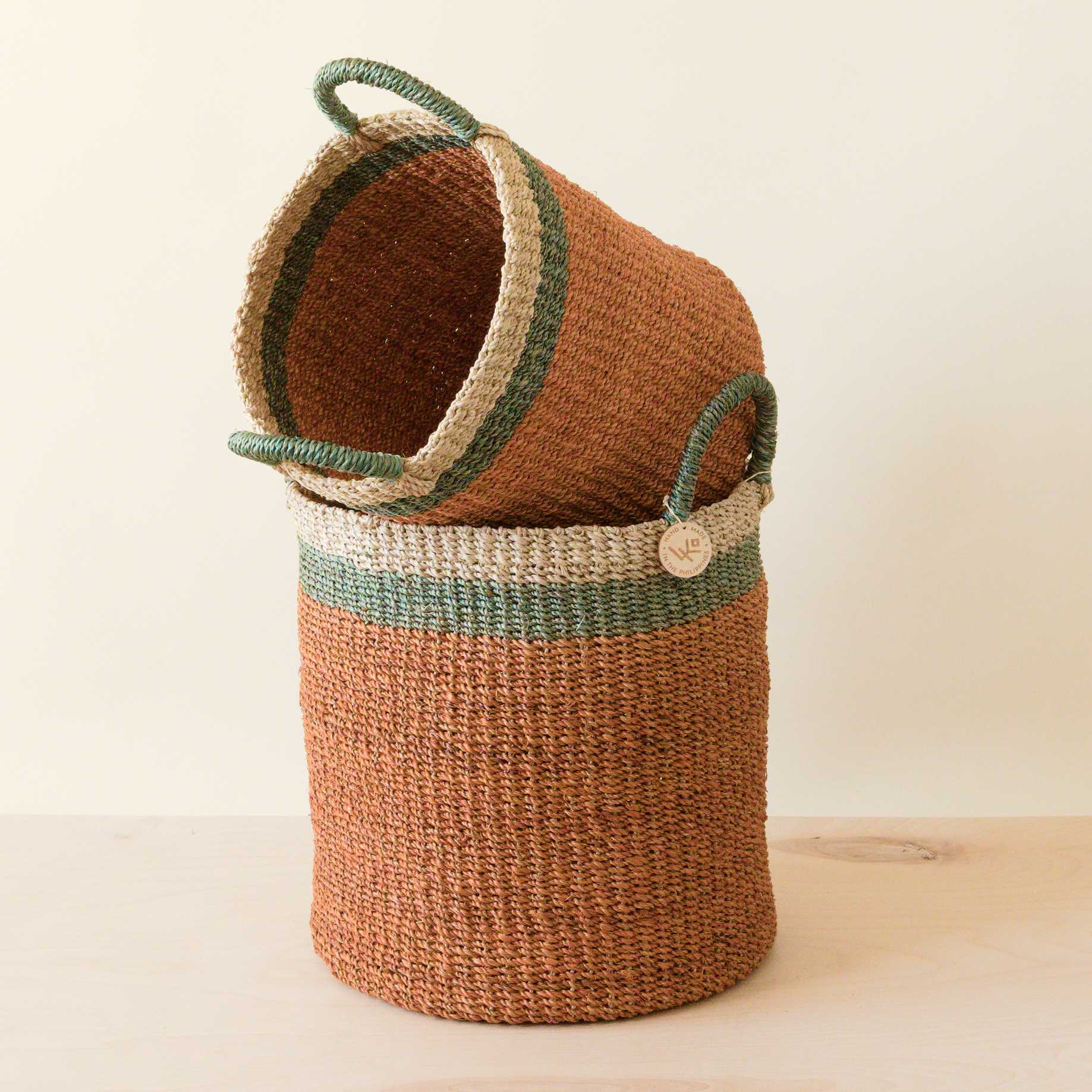 LIKHA_80047_Abaca-Cylinder-Baskets-s2_Coral-4.jpg