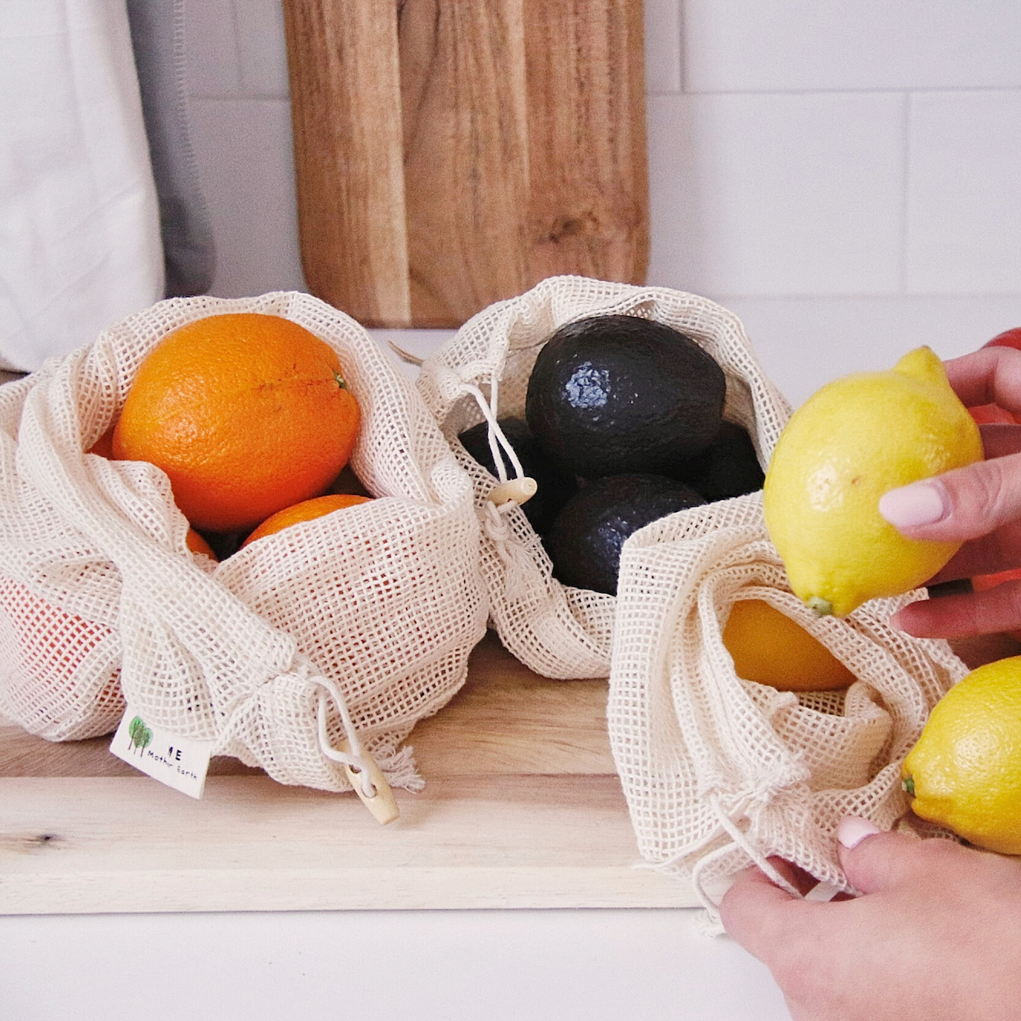 MME_ProduceBags3pk_Natural_Lifestyle2.png