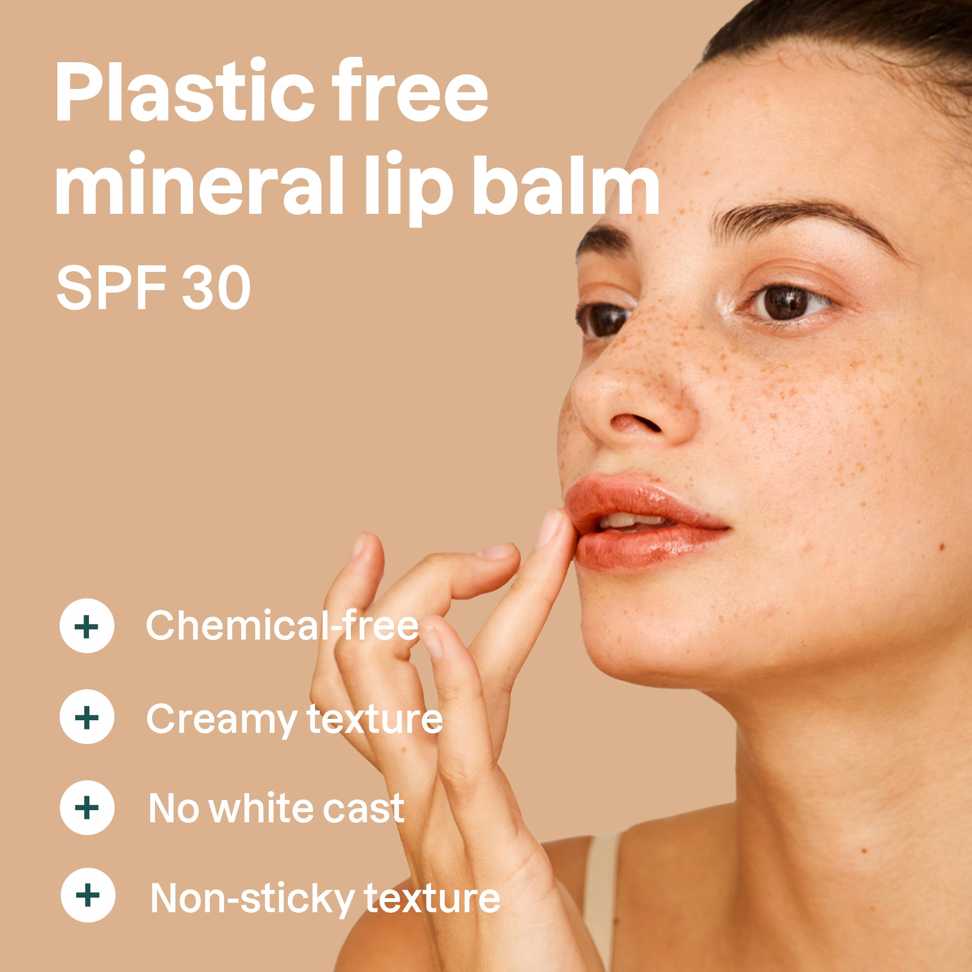 OC-phytosun-lifestyle-lipbalm-PeachyShell.jpg