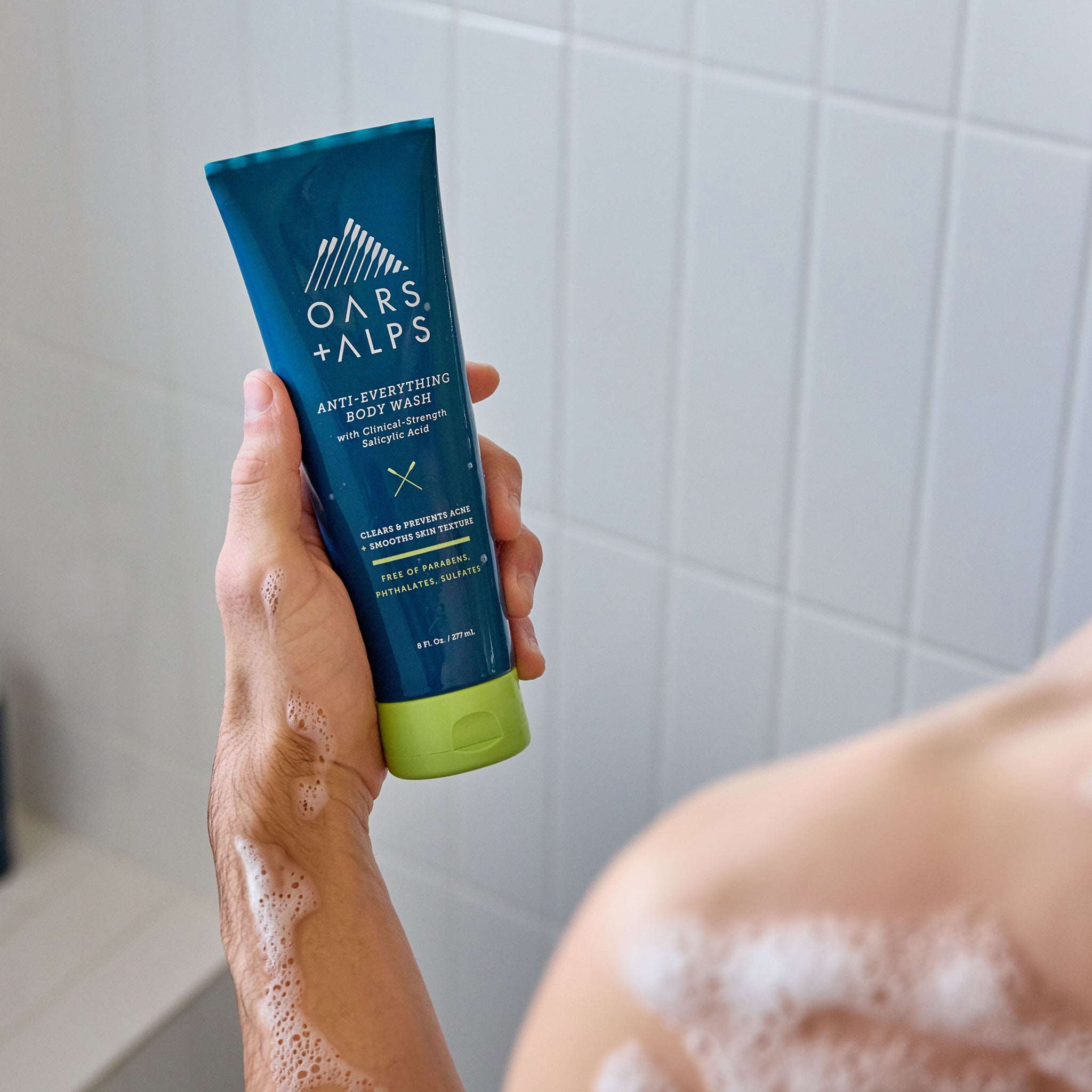 OarsAlps_AEBodyWash_lifestyle_4.jpg