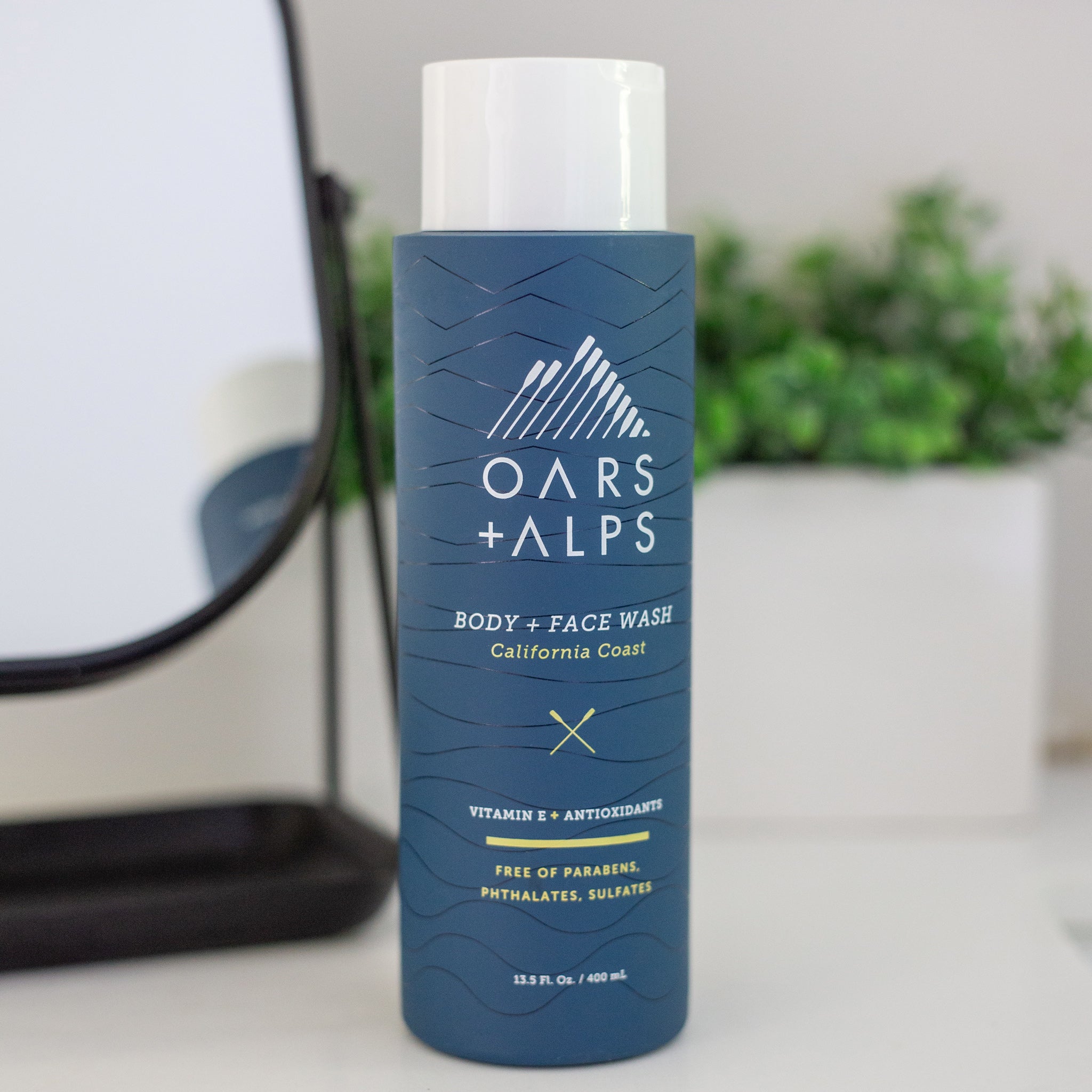 OarsAlps_CaliCoastBodyWash_lifestyle_3.jpg