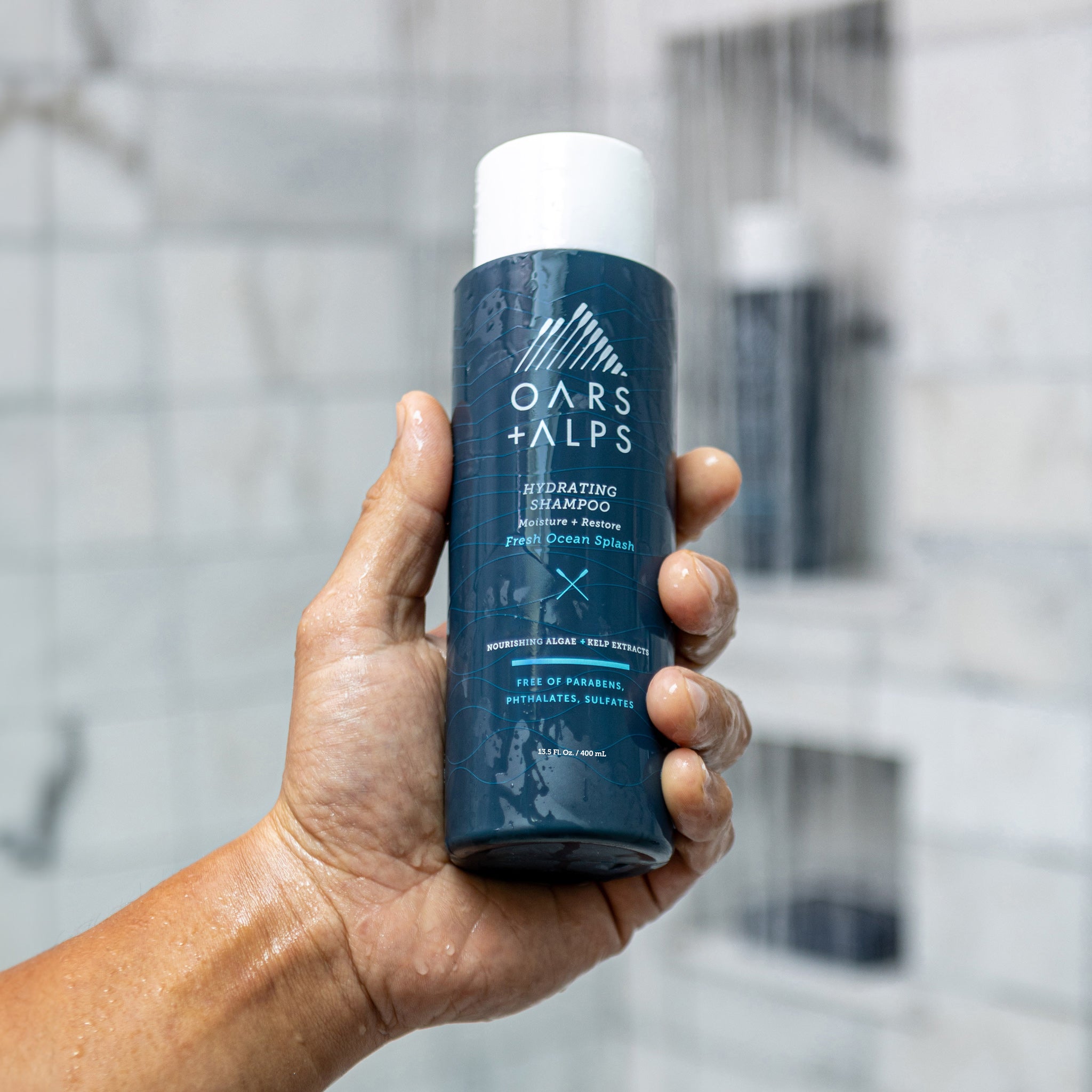 OarsAlps_HydratingShampoo_lifestyle_2.jpg