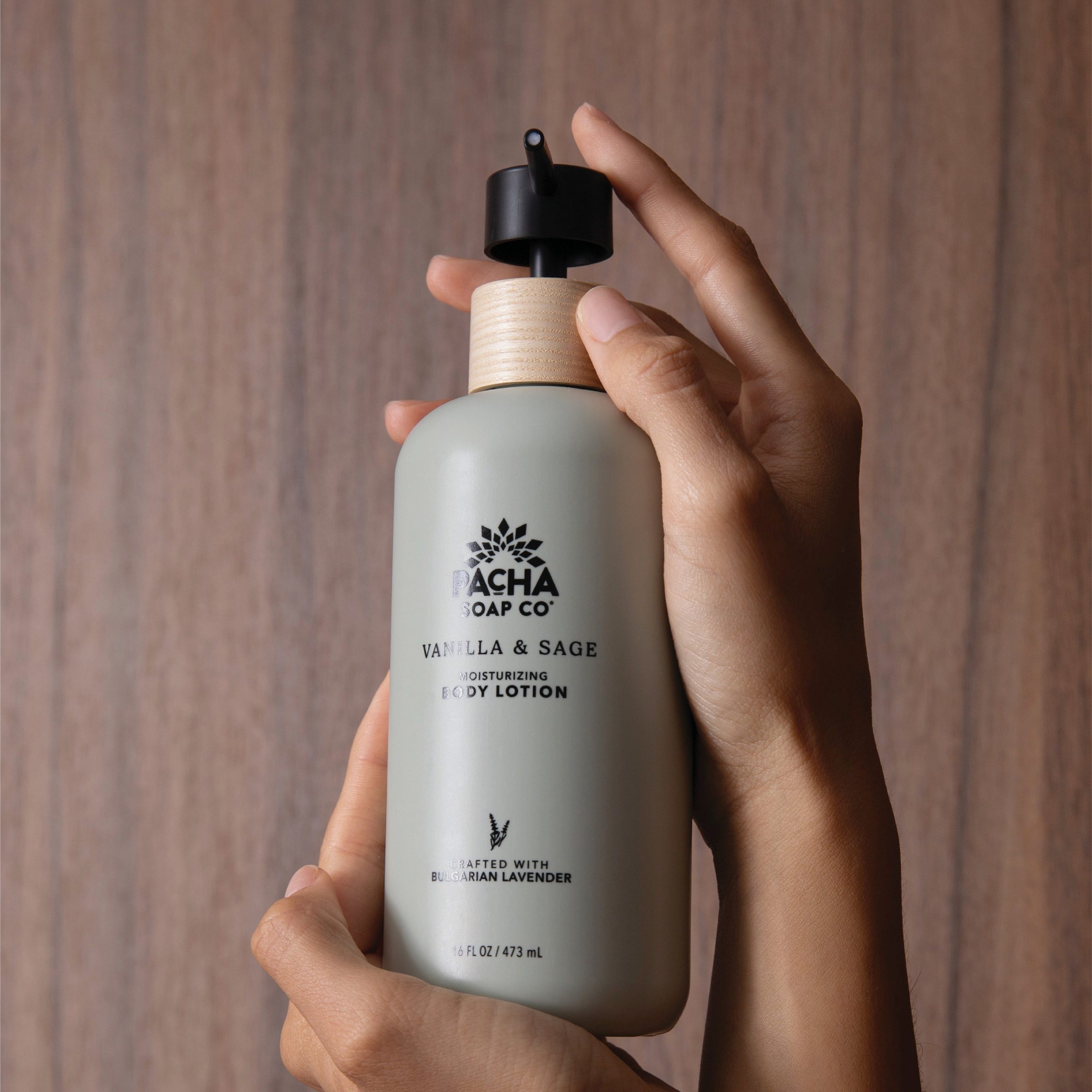 Pacha_BodyLotion-Vanilla_Sage_Lifestyle_6c2d1f49-daa6-43bc-8a5a-114c99573901.jpg