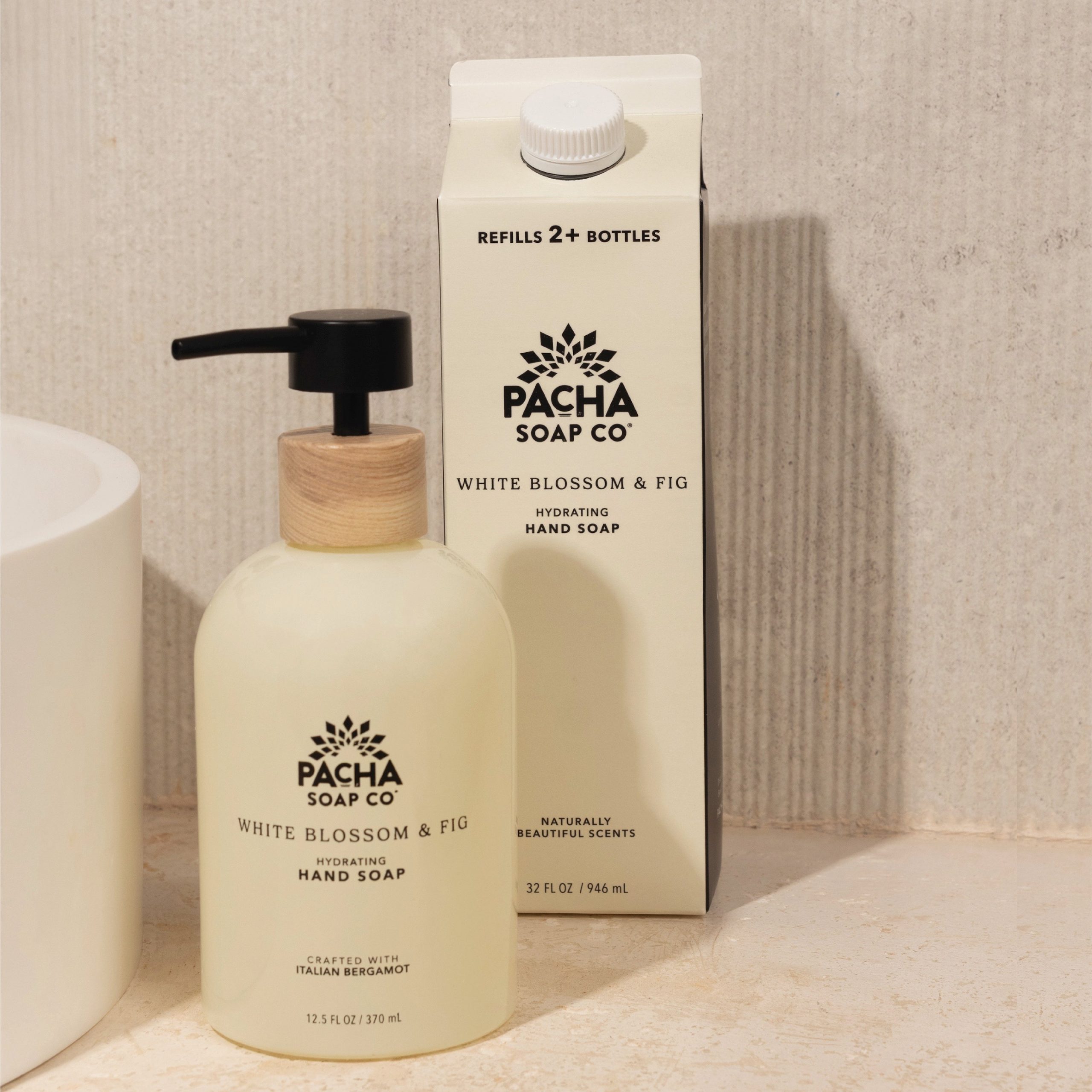 Pacha_HandSoapRefill-WhiteBlossom_Fig_Lifestyle.jpg
