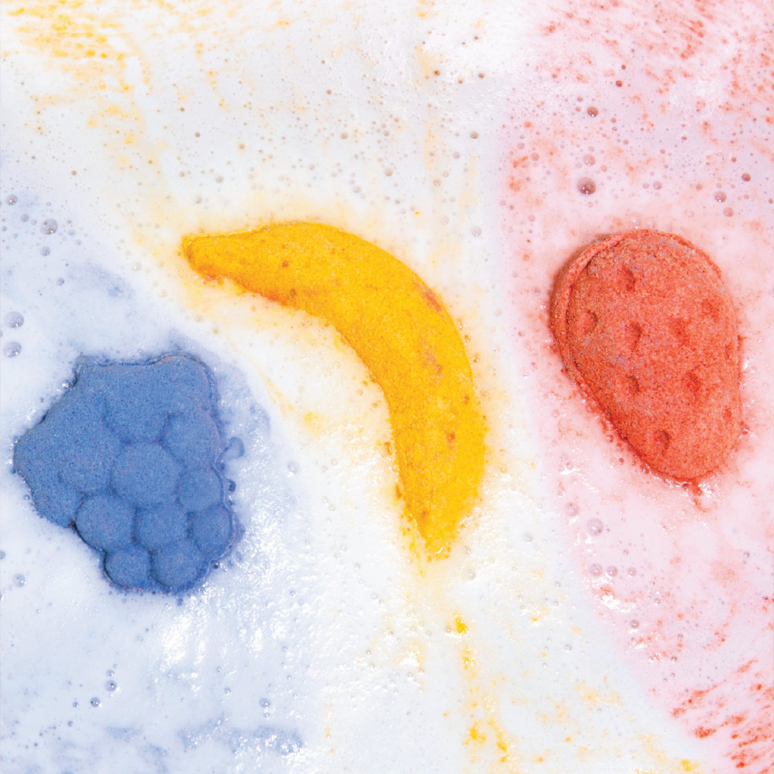 Pacha_Kids_FruitBasketBathBombs_Lifestyle_2.jpg