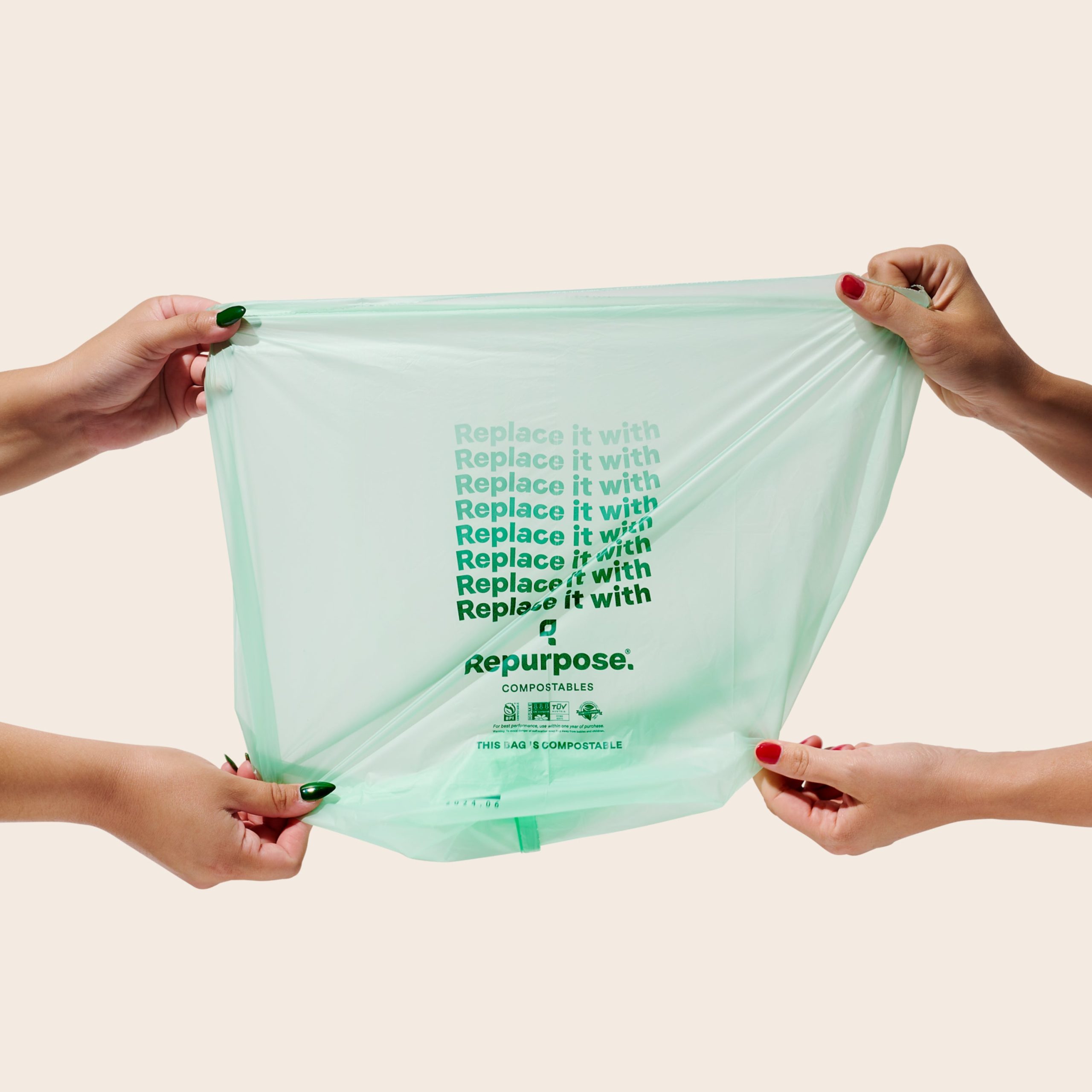 Repurpose_ScentedSmallBinBags50ct3gal_CompostableLavender_Lifestyle_4.jpg