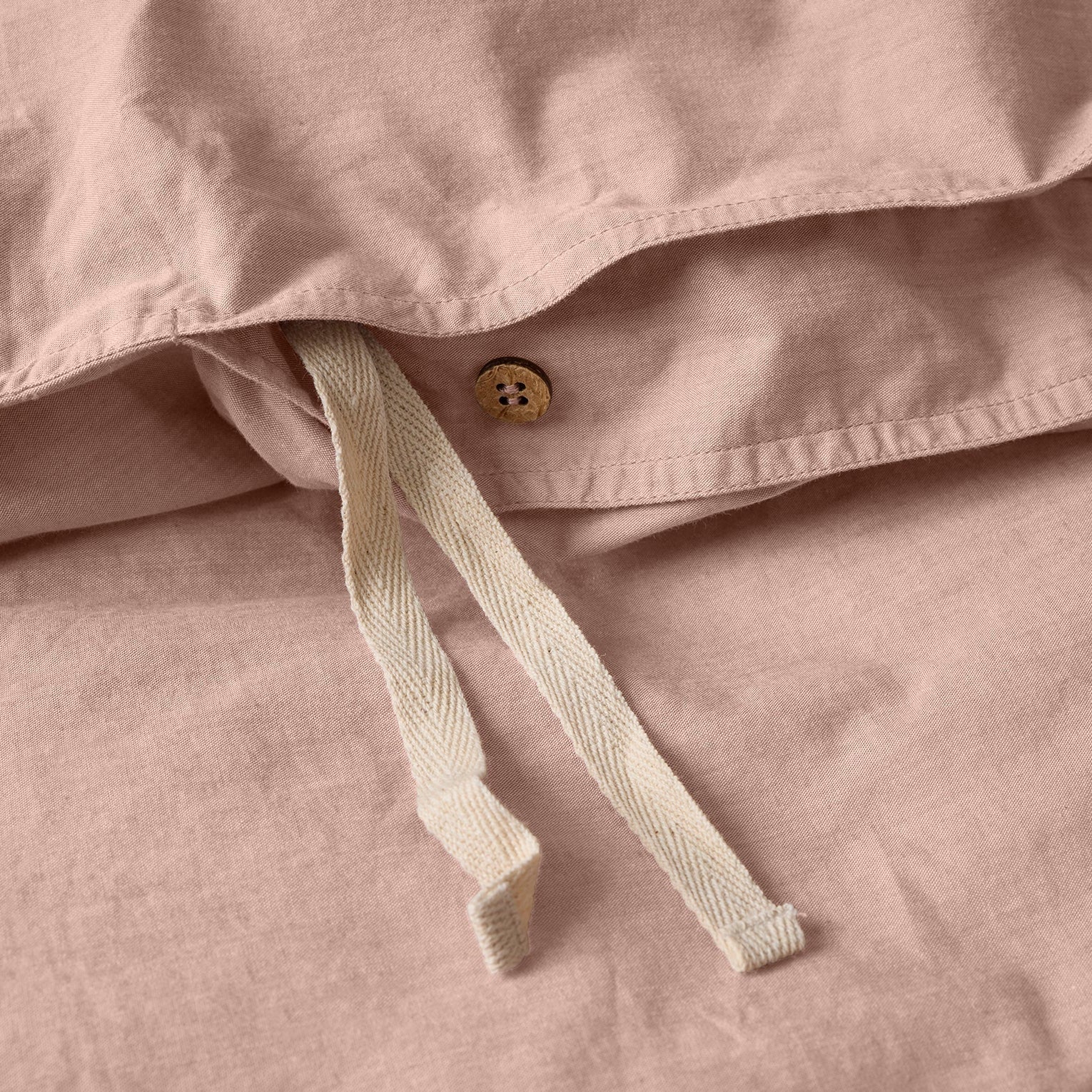 SP25_OrganicCrinkledPercale_DuvetCover_PralineChambray_3419_d4cb3df1-b687-4758-96dd-666d0ee6b001.jpg