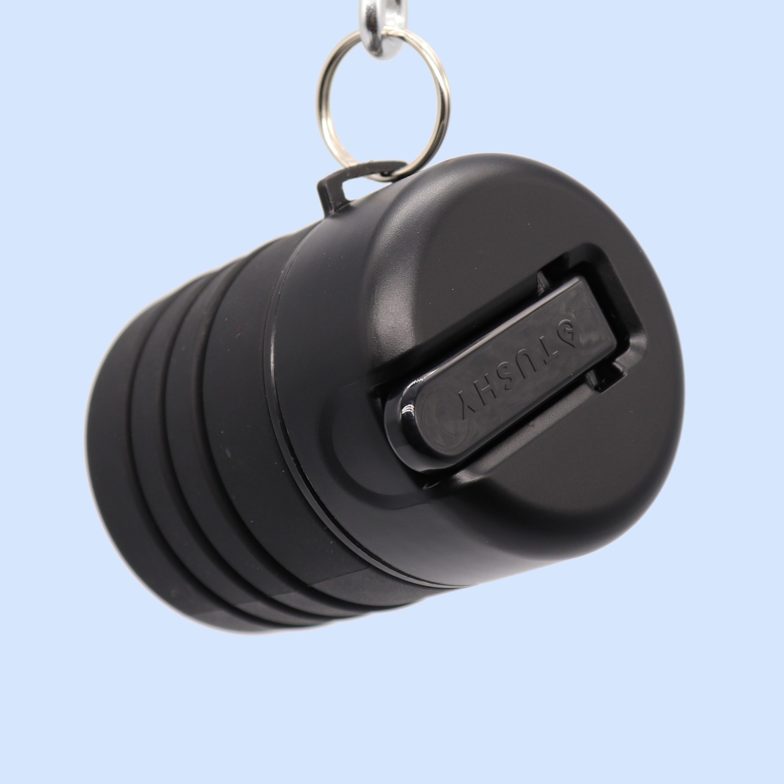 TUSHY_TravelPortableBidet_Onyx_Side.jpg