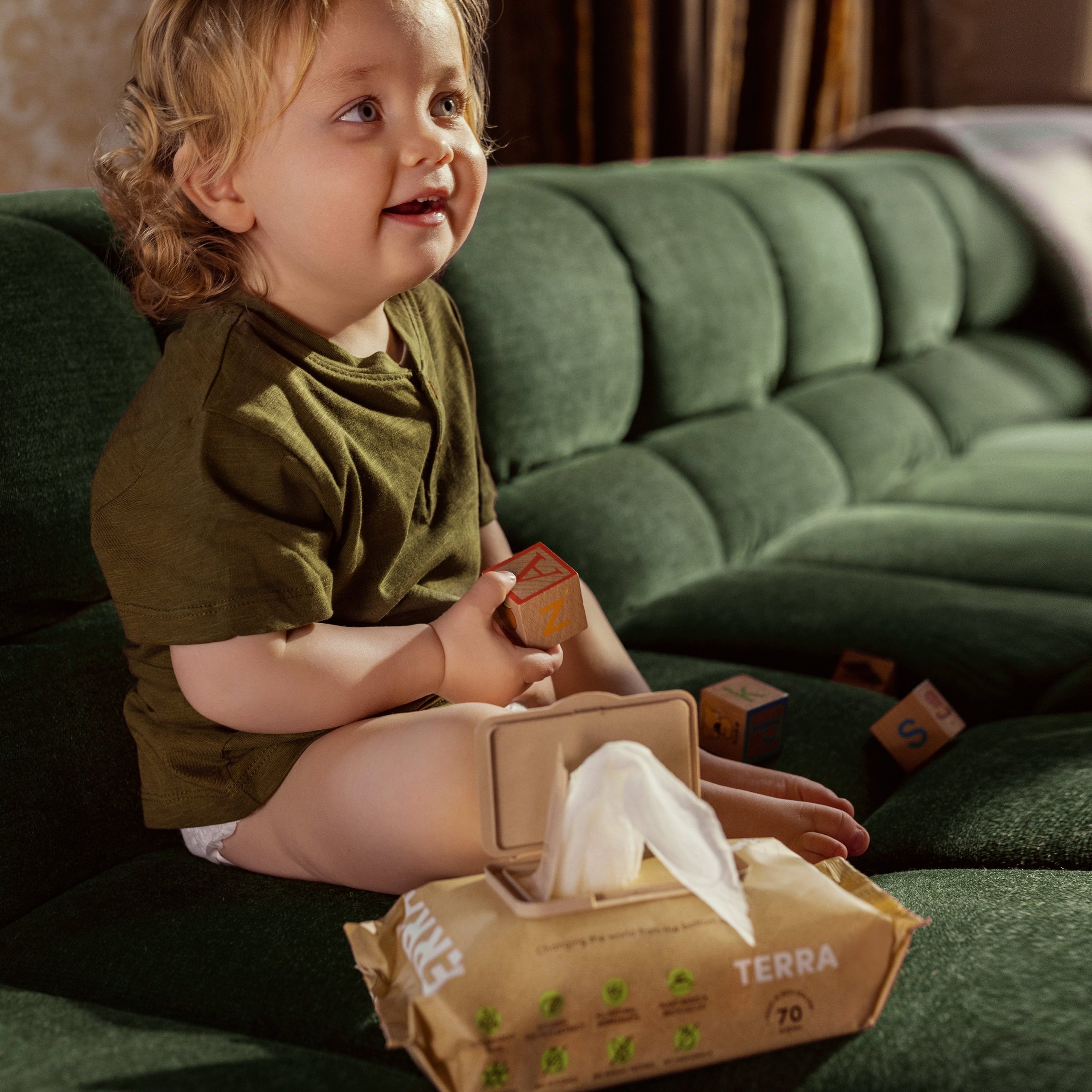 Terra_Kiwi_Fruit_Baby_Wipes_5.jpg